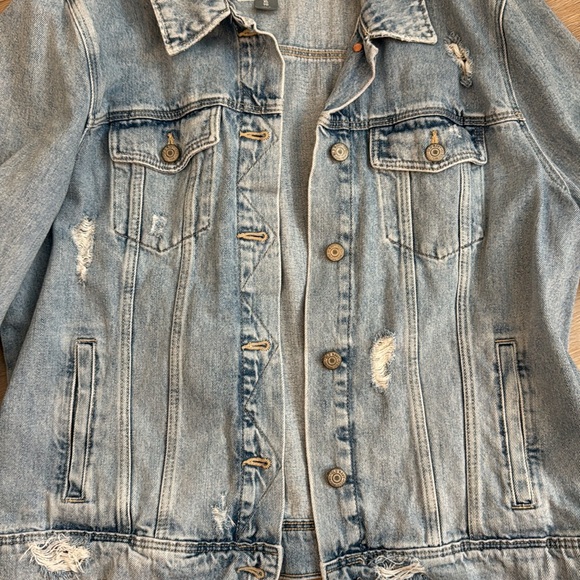 Old Navy Light Blue Jean jacket - size XL - Picture 4 of 6